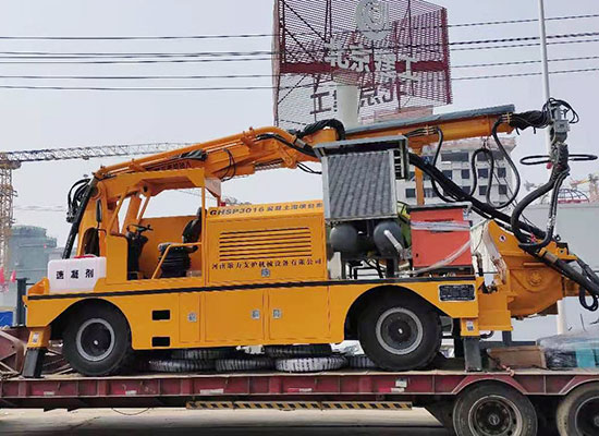 雄安新區(qū)工程混凝土濕噴臺(tái)車施工現(xiàn)場
